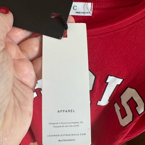LA / TC Red Paris Chic T-Shirt - Picture 8 of 8
